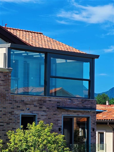 Ffenestr codi gwydr dwbl